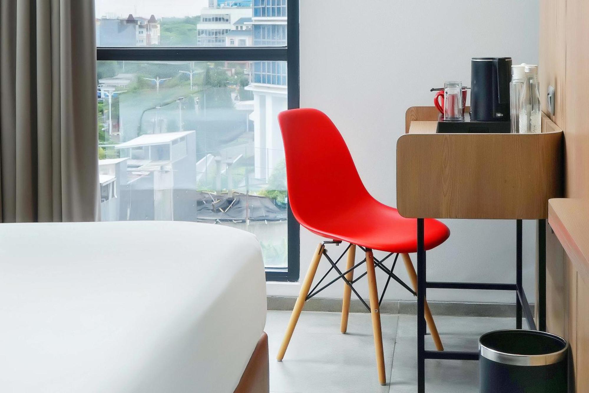 Neo Hotel Puri Indah Jakarta Eksteriør billede